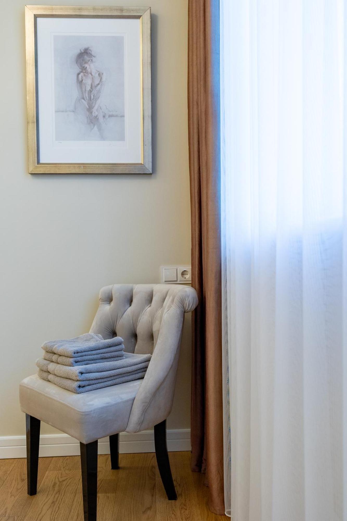 Luxury Central Apartment In Putvinskio Street Kaunas Exteriör bild