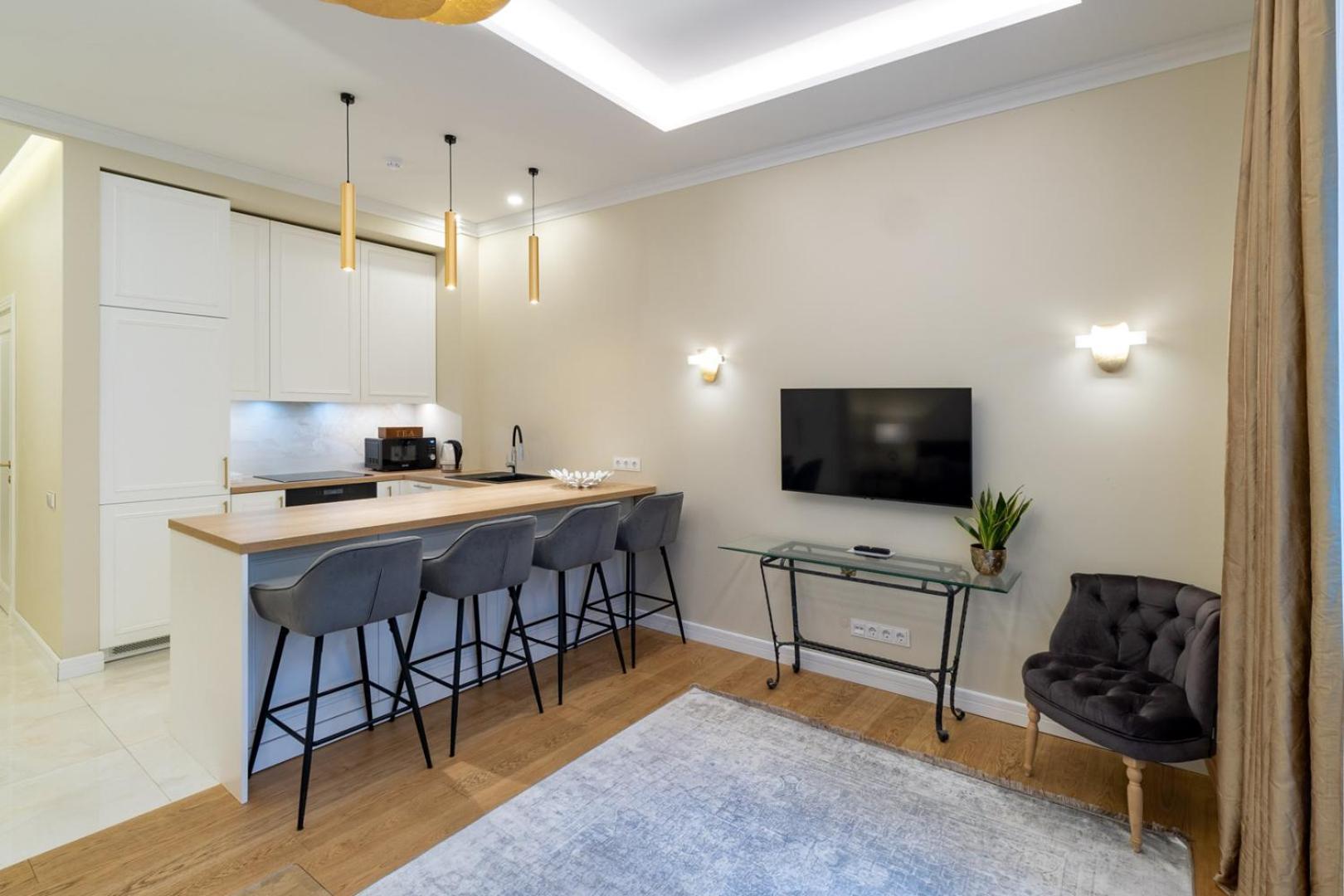 Luxury Central Apartment In Putvinskio Street Kaunas Exteriör bild